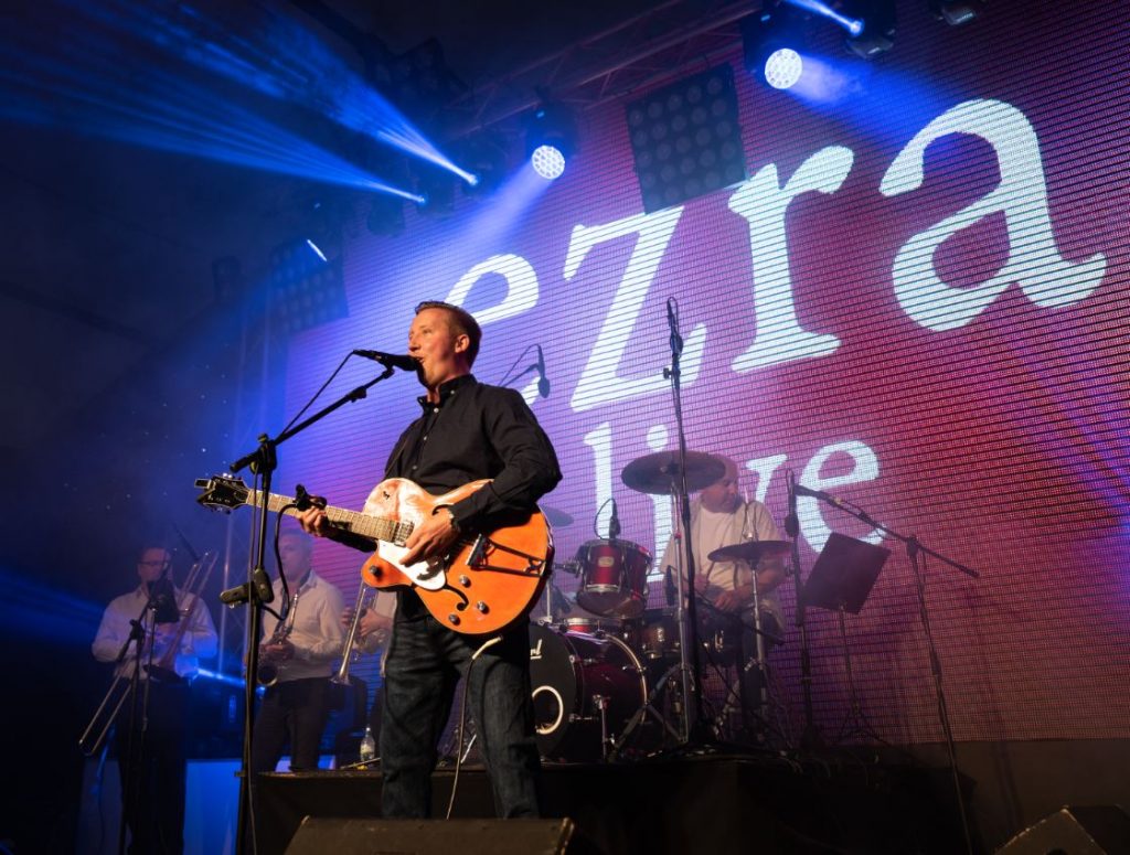 Ezra Live